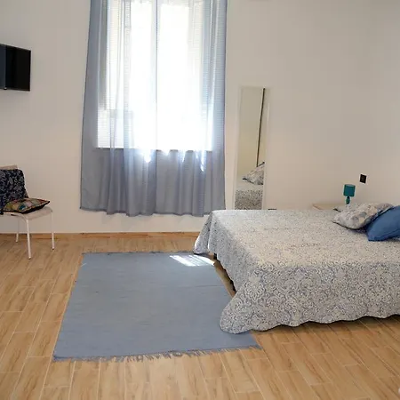 Andrea's House דירה *