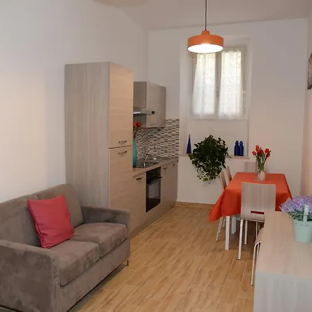 דירה Andrea's House *